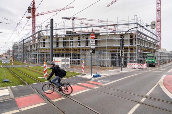 Das Nahversorgungszentrum "Westarkaden" liegt voll und ganz im Bauplan und wird voraussichtlich Ende 2019 fertiggestellt. (Foto: Rothe) Das Nahversorgungszentrum "Westarkaden" liegt voll und ganz im Bauplan und wird voraussichtlich Ende 2019 fertiggestellt. (Foto: Rothe)