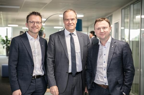 Bilfinger eröffnete Kompetenzzentrum für Digitalisierung in der Bahnstadt. (Foto: Bilfinger) Franz Braun, Chief Digital Officer von Bilfinger / CEO Bilfinger Digital Next GmbH, Prof. Dr. Eckart Würzner, Oberbürgermeister von Heidelberg und Duncan Hall, Chief Operating Officer von Bilfinger (von links), eröffneten den neuen Standort der Bilfinger Digital Next in Heidelberg. (Foto: Bilfinger)