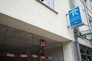 Parkhaus an der Stadtbücherei (Foto: Kempf)